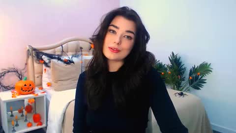 Snapshot of arigraynor chatting on November 2025 02:17:01 PM Ari online show from November 2025 02:17:01 PM