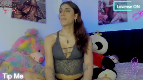 Snapshot of arii_scorpion chatting on May 2026 10:17:01 PM Ariana Forero ---- independet model online show from May 2026 10:17:01 PM