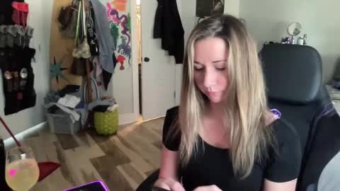 airskiii online show from January 2025 06:50:01 PM