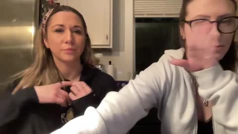 airskiii online show from February 2025 01:05:02 AM