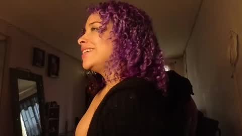 Snapshot of arikatorres chatting on September 2025 07:16:01 PM Arin online show from September 2025 07:16:01 PM