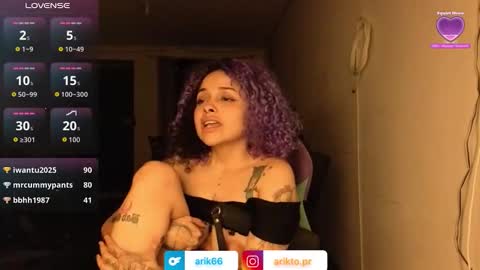 Snapshot of arikatorres chatting on September 2025 04:05:02 AM Arin online show from September 2025 04:05:02 AM