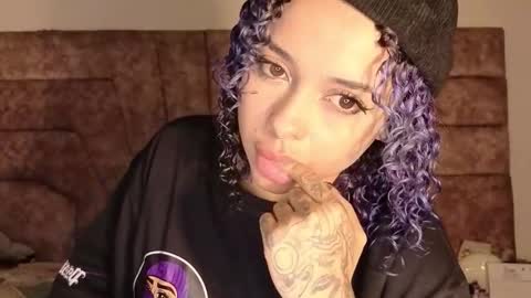 Snapshot of arikatorres chatting on February 2026 02:10:01 AM Arin online show from February 2026 02:10:01 AM