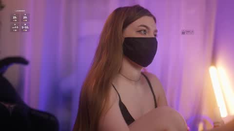 Arina online show from March 2025 04:00:02 PM