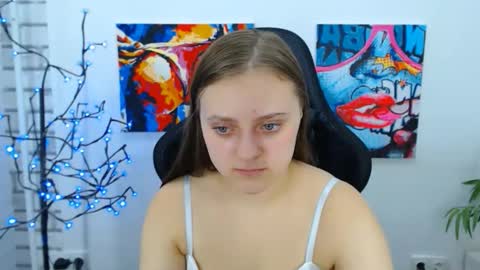 Snapshot of arinabelle chatting on November 2025 01:26:01 AM arinabelle online show from November 2025 01:26:01 AM