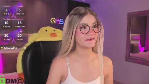 Ari  online show from September 2025 11:54:01 PM