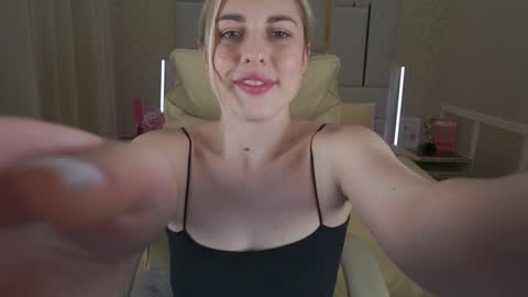 Arishka online show from January 2025 11:27:02 AM