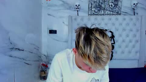 Snapshot of arissha_lee chatting on November 2025 06:21:01 PM celina online show from November 2025 06:21:01 PM