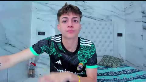 Snapshot of arissha_lee chatting on November 2025 01:10:02 PM celina online show from November 2025 01:10:02 PM