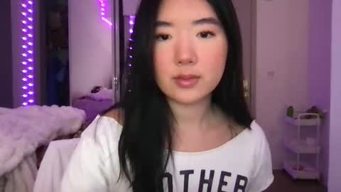 Aristan Belle online show from November 2025 03:27:01 AM