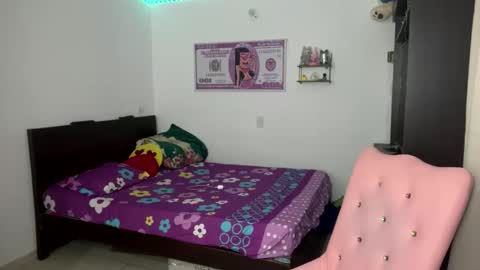 ariza1515 online show from December 2025 11:59:01 AM