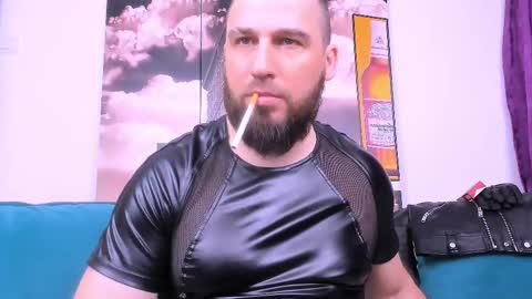 Armando online show from February 2025 05:05:02 AM