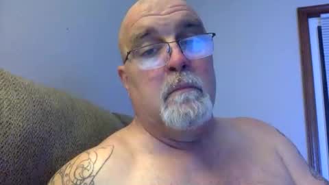 armyguy5311 online show from February 2026 06:32:02 AM