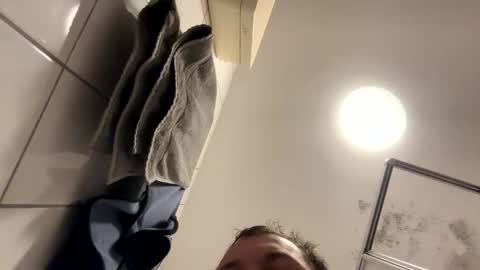 Snapshot of armyskater32 chatting on February 2026 09:55:01 PM armyskater32 online show from February 2026 09:55:01 PM