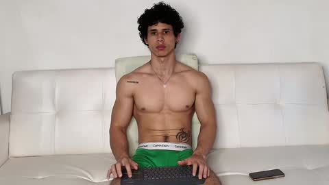 Snapshot of arnold_black69 chatting on December 2024 07:38:02 PM arnold black online show from December 2024 07:38:02 PM