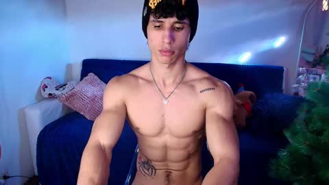 Snapshot of arnold_black69 chatting on December 2024 09:05:01 PM arnold black online show from December 2024 09:05:01 PM