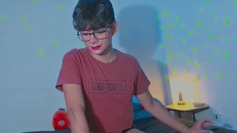 Arnold online show from December 2024 11:14:01 PM