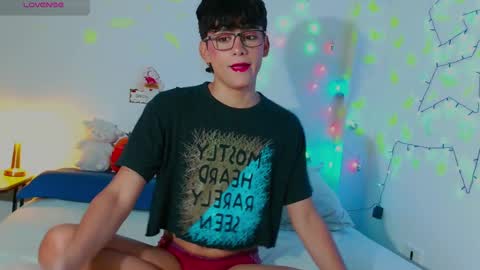 Arnold online show from December 2024 11:26:02 PM