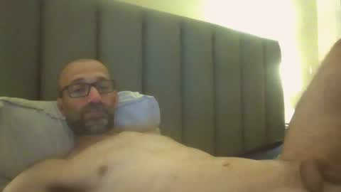 Snapshot of arnoldmir chatting on July 2026 09:17:02 PM Arnoldmir online show from July 2026 09:17:02 PM