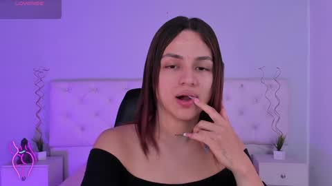 Aron cruz  online show from December 2024 02:10:01 PM