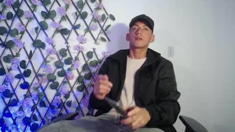 aron online show from February 2025 04:26:02 AM