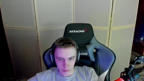 biggest penis  online show from December 2024 08:00:01 PM