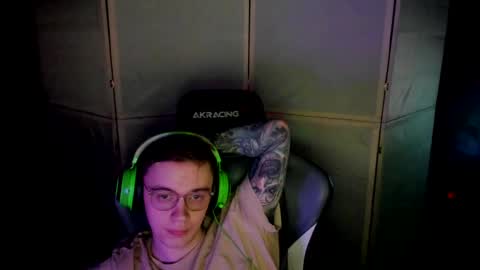 biggest penis  online show from February 2025 12:13:01 AM