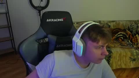 Snapshot of aron_neall chatting on July 2026 12:22:02 PM biggest penis online show from July 2026 12:22:02 PM