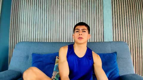 Snapshot of aron_pulse chatting on February 2026 01:45:01 PM aron_pulse online show from February 2026 01:45:01 PM