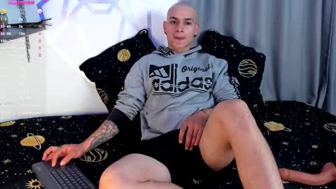 Aron Santoro online show from December 2024 07:08:01 AM