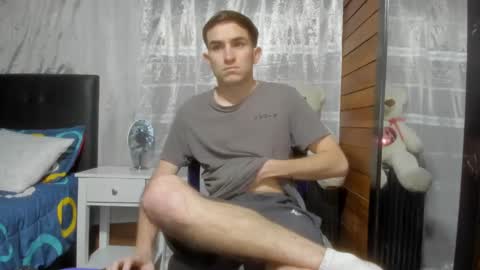 Snapshot of arongfranco chatting on March 2025 03:05:02 AM Aron G Franco online show from March 2025 03:05:02 AM