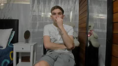 Snapshot of arongfranco chatting on March 2025 08:41:02 PM Aron G Franco online show from March 2025 08:41:02 PM