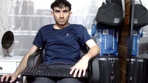 Snapshot of arongfranco chatting on October 2025 06:36:01 PM Aron G Franco online show from October 2025 06:36:01 PM