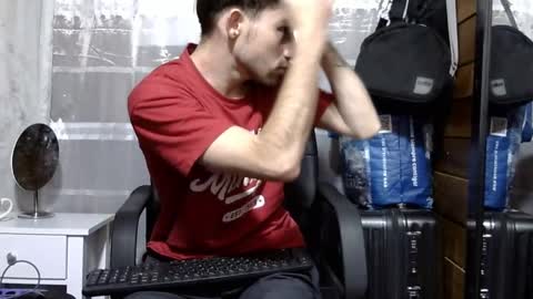 Snapshot of arongfranco chatting on October 2025 03:04:01 AM Aron G Franco online show from October 2025 03:04:01 AM