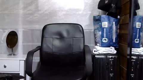 Snapshot of arongfranco chatting on October 2025 05:39:01 PM Aron G Franco online show from October 2025 05:39:01 PM