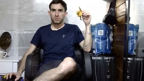 Snapshot of arongfranco chatting on November 2025 04:08:02 PM Aron G Franco online show from November 2025 04:08:02 PM