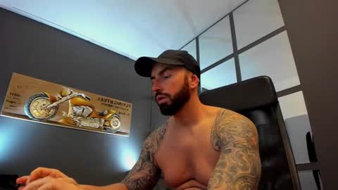 AronGrant online show from January 2025 09:10:02 AM