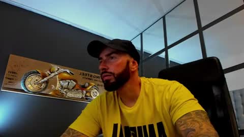 Snapshot of arongrant chatting on July 2026 08:41:01 AM AronGrant online show from July 2026 08:41:01 AM