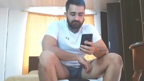 aronmiller online show from December 2024 10:05:01 PM