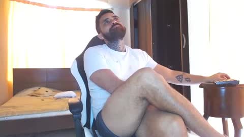 aronmiller online show from December 2024 02:33:01 PM