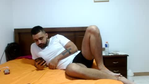 aronmiller online show from September 2025 09:04:02 PM