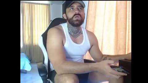 aronmiller online show from November 2025 02:59:02 PM