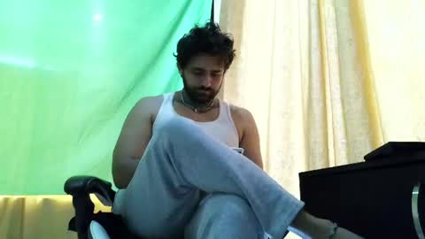 Snapshot of aronmiller404 chatting on July 2026 12:19:02 PM aronmiller online show from July 2026 12:19:02 PM