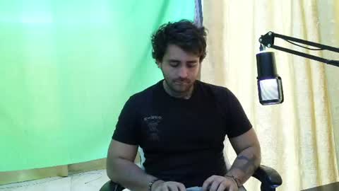 Snapshot of aronmiller404 chatting on July 2026 02:26:02 PM aronmiller online show from July 2026 02:26:02 PM