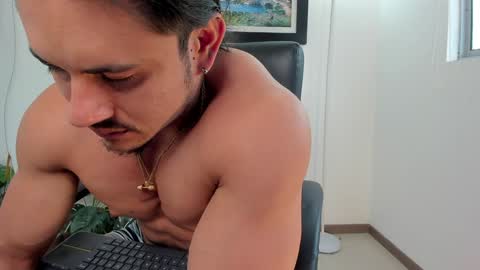   online show from February 2025 09:38:02 PM