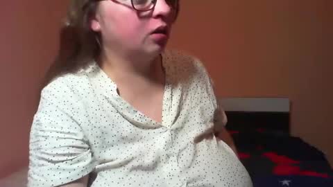 Arriana online show from December 2024 04:38:02 AM