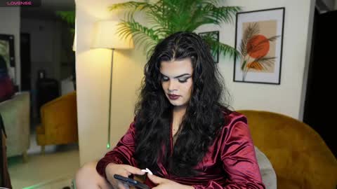 Chloe  online show from January 2025 03:31:01 AM