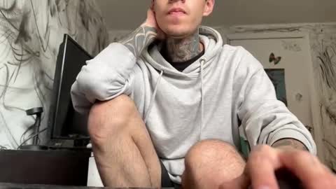   online show from January 2025 10:02:01 PM