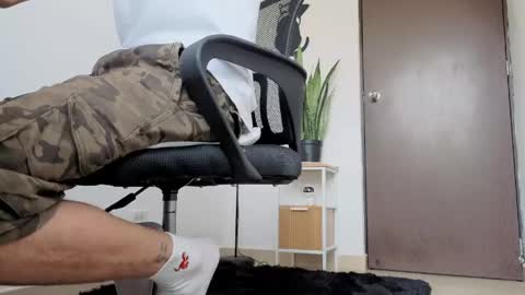 Snapshot of arteemiis chatting on May 2026 03:42:02 PM online show from May 2026 03:42:02 PM