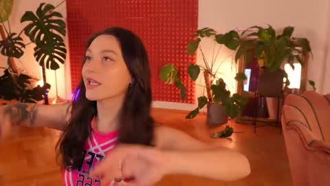 Maya online show from February 2025 03:27:02 PM